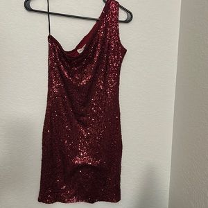 Red Sequin one shoulder dress - M
